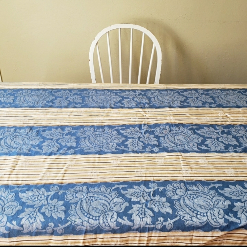 Anthro Home Southwestern Serape Tablecloth - Picture 2 of 4